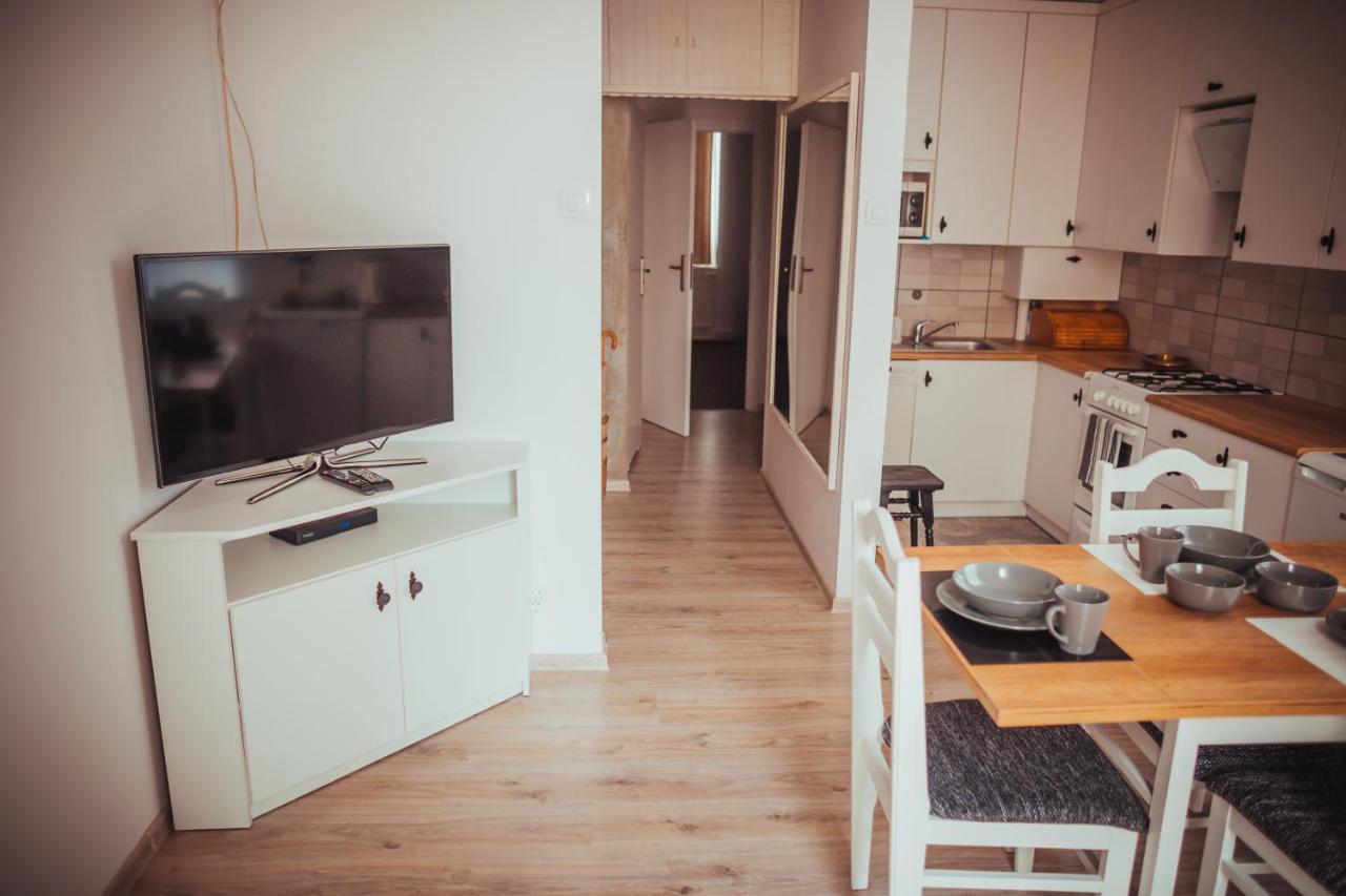 Nocleg W Krosnie Przy Kolejowej Krosno Exteriér fotografie